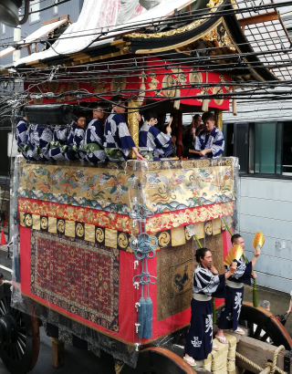 岩戸山鉾曳き初め